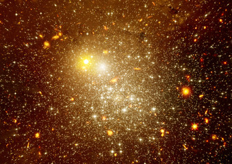 Obraz premium Gwiazdy, mgławica pyłu i gazu w dalekiej galaktyce