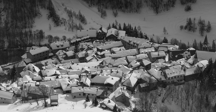 La Grave sous la neige