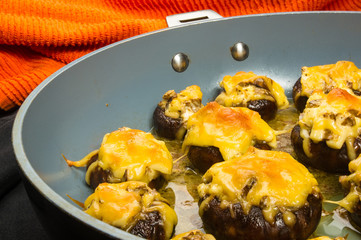 Royal baked stuffed mushrooms