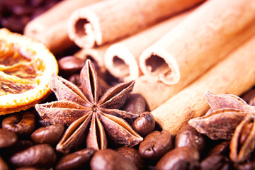 Anissterne mit Kaffeebohnen