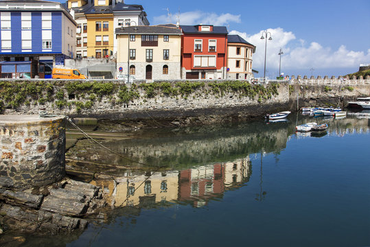 Puerto Vega, Navia