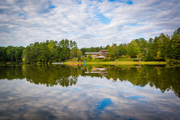 Fototapeta na wymiar Beautiful reflections at Lake Norman State Park, North Carolina.