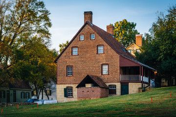 Fototapeta na wymiar Old brick house in the Old Salem Historic District, in Winston-S