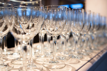 champagne glasses