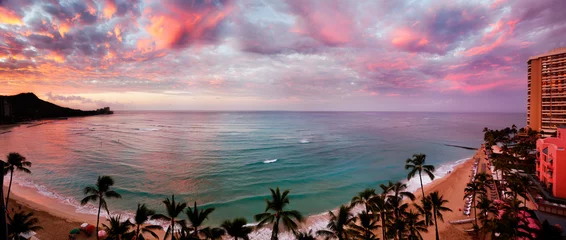 Fototapeten Dawn at Waikiki Beach © Jo Ann Snover