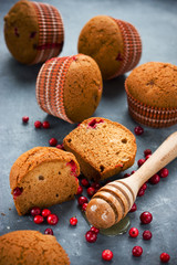 Honey cakes with cranberries