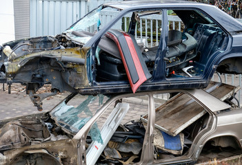 Schrott-Schlachtfest