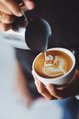 Foto auf Alu-Dibond coffee latte art in coffee shop © chayathon2000