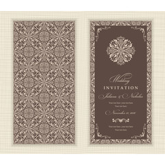 Wedding invitation cards in an vintage-style brown.