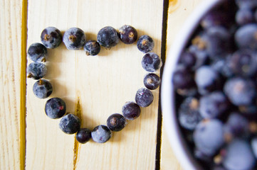 berry, fresh frozen black currant, berry heart