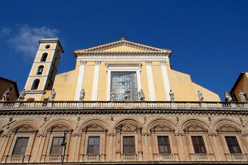 Fototapeta na wymiar Saints Twelve Apostles Basilica in the historic center of Rome