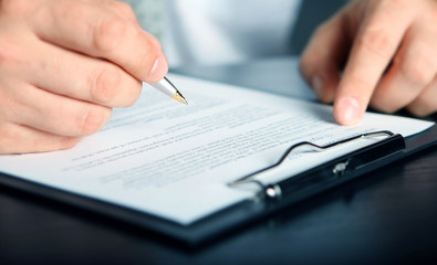 signing finance contract