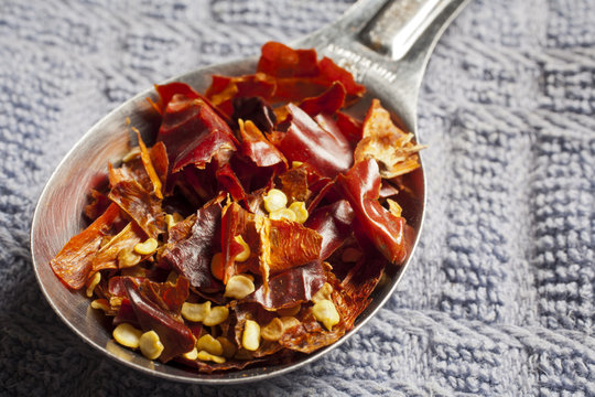 crushed red pepper flakes