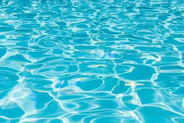 Ripple water in swimming pool