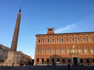 Fototapeta na wymiar Roma, la piazza del Laterano