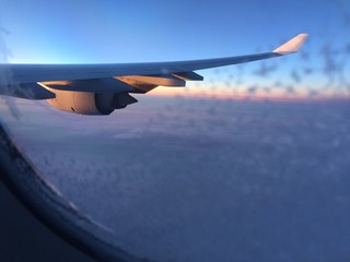 Przez okno samolotu