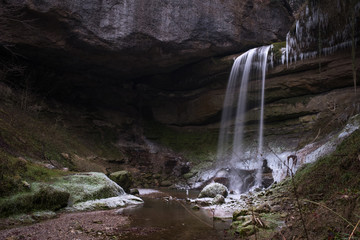 Fototapeta na wymiar ´Mystischer Wasserfall im Tanner Tobel