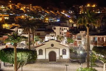 Fototapeta premium Church of the Holy Sprit in Los Gigantes by night, Tenerife, Spa