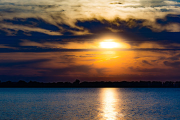 Fototapeta premium lake sunset
