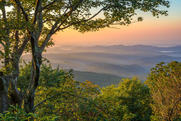 Fototapeta na wymiar Blue Ridge Mountains, scenic sunrise, North Carolina