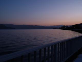 北海道洞爺湖　夜明けの風景
