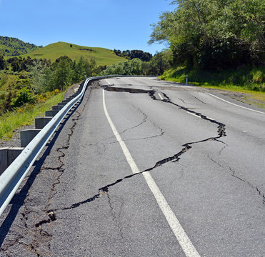 Massive Cracks in The Hunderlee Hills after Kaikoura Earthquake, New Zealand.