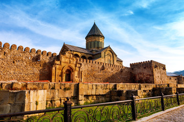 Obraz premium Svetitskhoveli Orthodox Cathedral in Mtskheta, Georgia