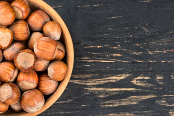 Hazelnuts in bowl