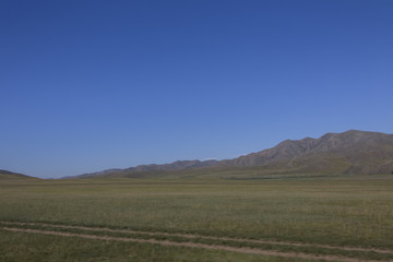 Stra&szlig;e durch die Mongolei