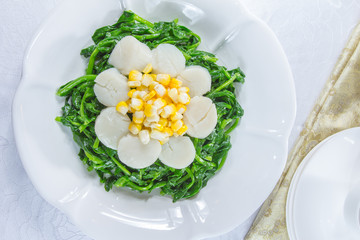 ホタテと野菜の中華料理