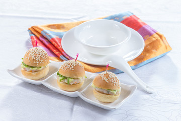 mini hamburgers