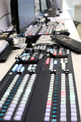 Professional audio mixing console radio / TV broadcasting