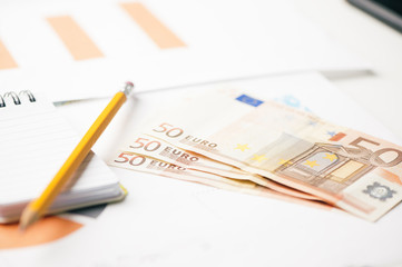 euro money on charts