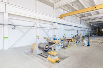 Machine for slitting of steel sheets in rolls. sheet metal working in rolls