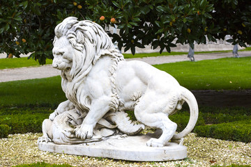 Elements of architecture of the palace of the sultans Dolmabahce