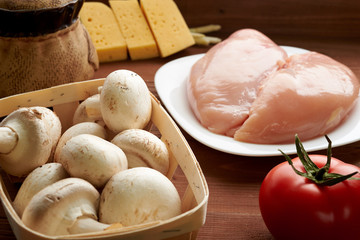 chicken fillet mushrooms, tomatoes