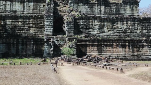 Koh Ker temple complex, death pyramid Prasat Prang, Cambodia
