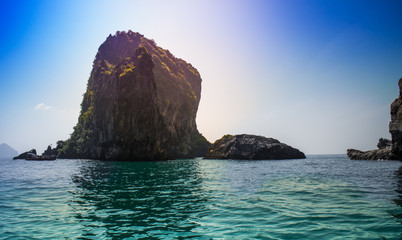 Naklejka premium Rock formations in Krabi, Thailand