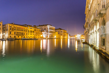 Fototapeta na wymiar Venedig, Canale Grande bei Nacht