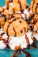 Profiteroles