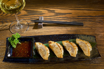 Yaki gedza with sauce