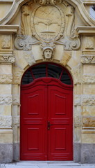 zabytkowe drzwi