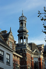 Fototapeta na wymiar Clocher à bulbe à Haarlem, Pays-Bas