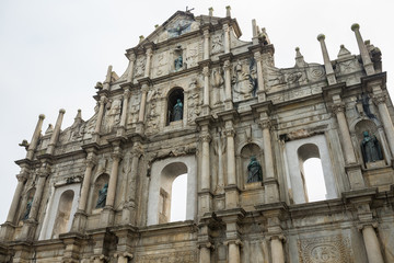 Fototapeta na wymiar Ruins St.Paul Church in macao