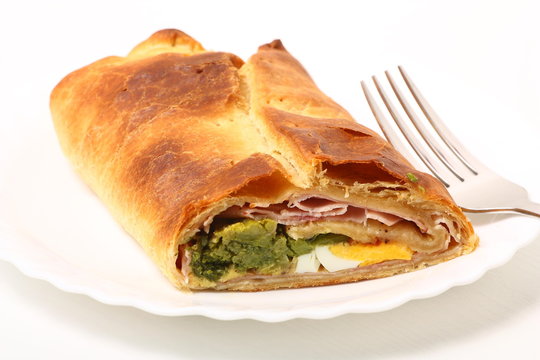 Focaccia con verdure e prosciutto