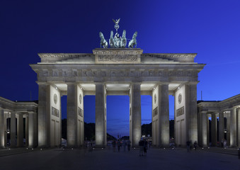 Obraz premium Berlin Brandenburg Gate zmierzch zmierzch