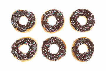 Schokoladen Kekse rund Donut Aufsicht freigestellt bunter Streuse