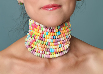 collier de bonbons