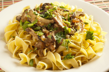 Turkish Noodles With Mushrooms: Mantarli Eriste