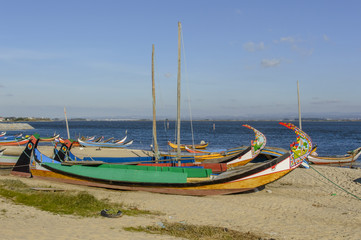 Fototapeta na wymiar Barcos de Pesca Típicos da região de Aveiro em Portugal